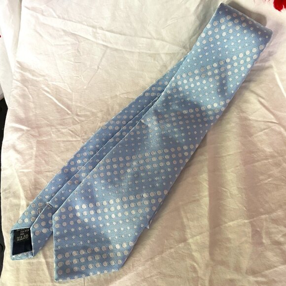 NWT Burberry Silk Tie Light Blue & White Dot - Picture 1 of 1